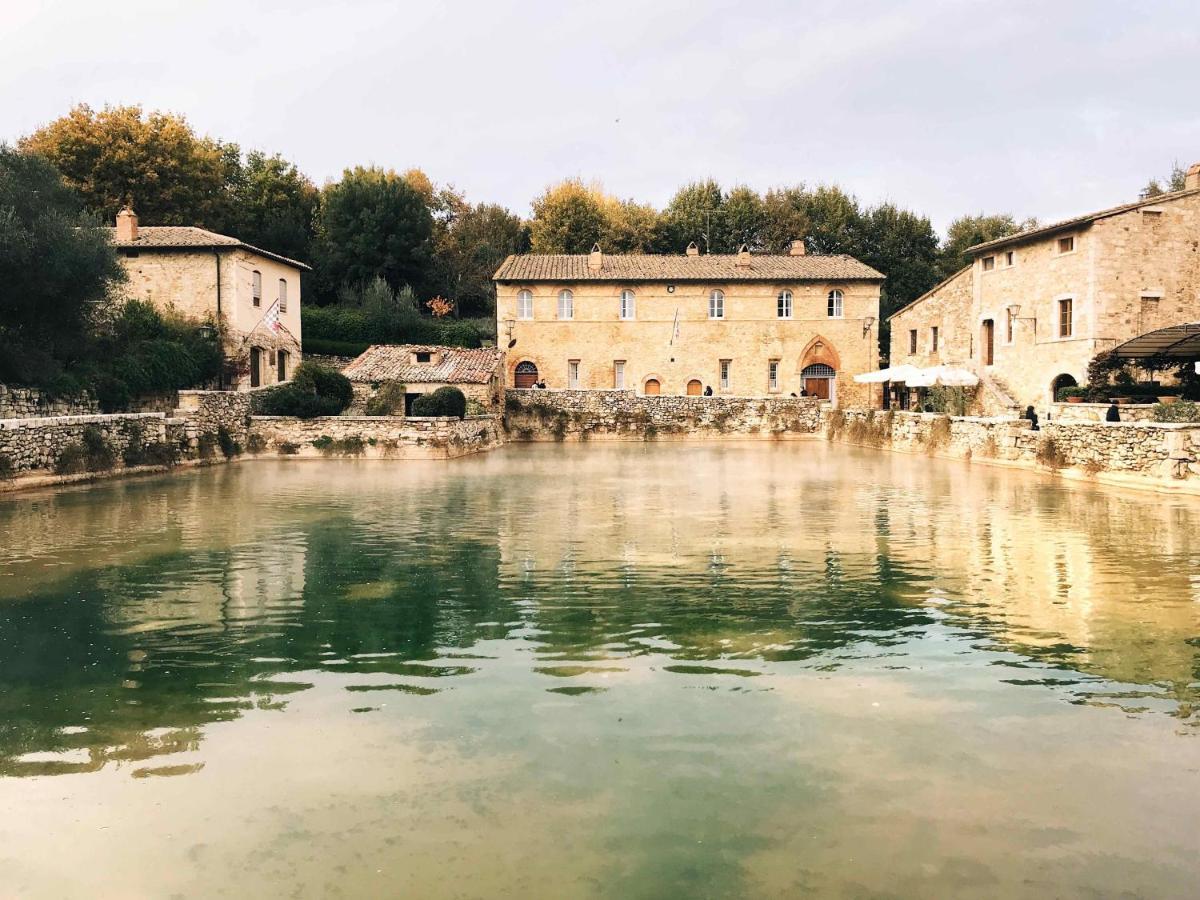Locanda Vesuna Countryhouse Trequanda Exterior photo